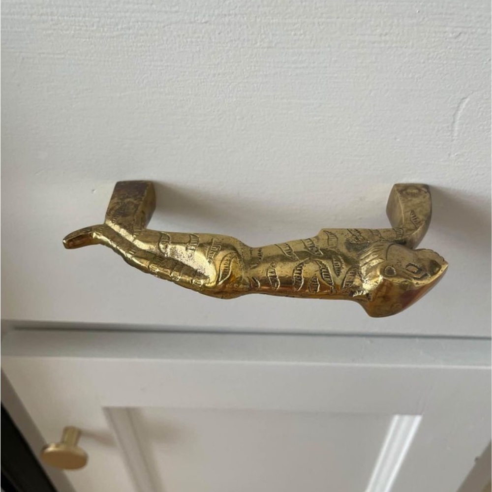 Bronze Tiger Drawer Pulls